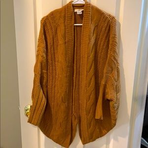 Entro Cable Knit Sweater Cardigan